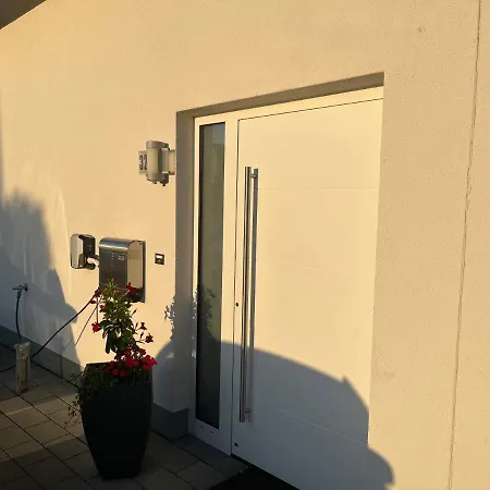 Schoene Ferienwohnung Mit Eigenem Stellplatz Detmold Exterior photo