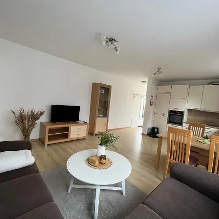 Schoene Ferienwohnung Mit Eigenem Stellplatz Detmold Exterior photo
