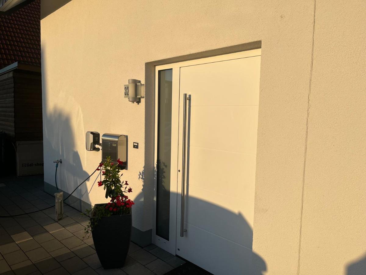 Schoene Mit Eigenem Stellplatz