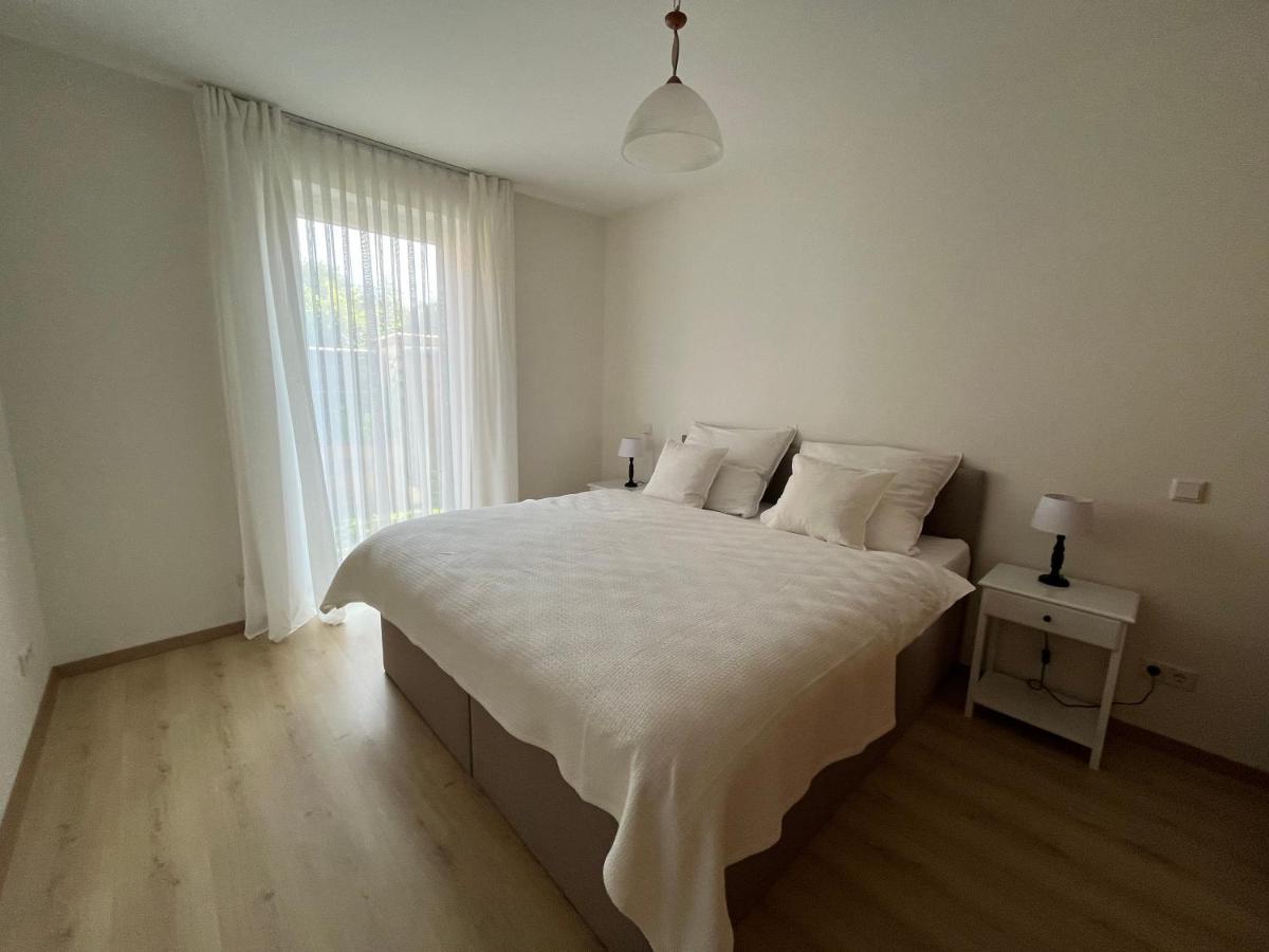Schoene Mit Eigenem Stellplatz Apartment